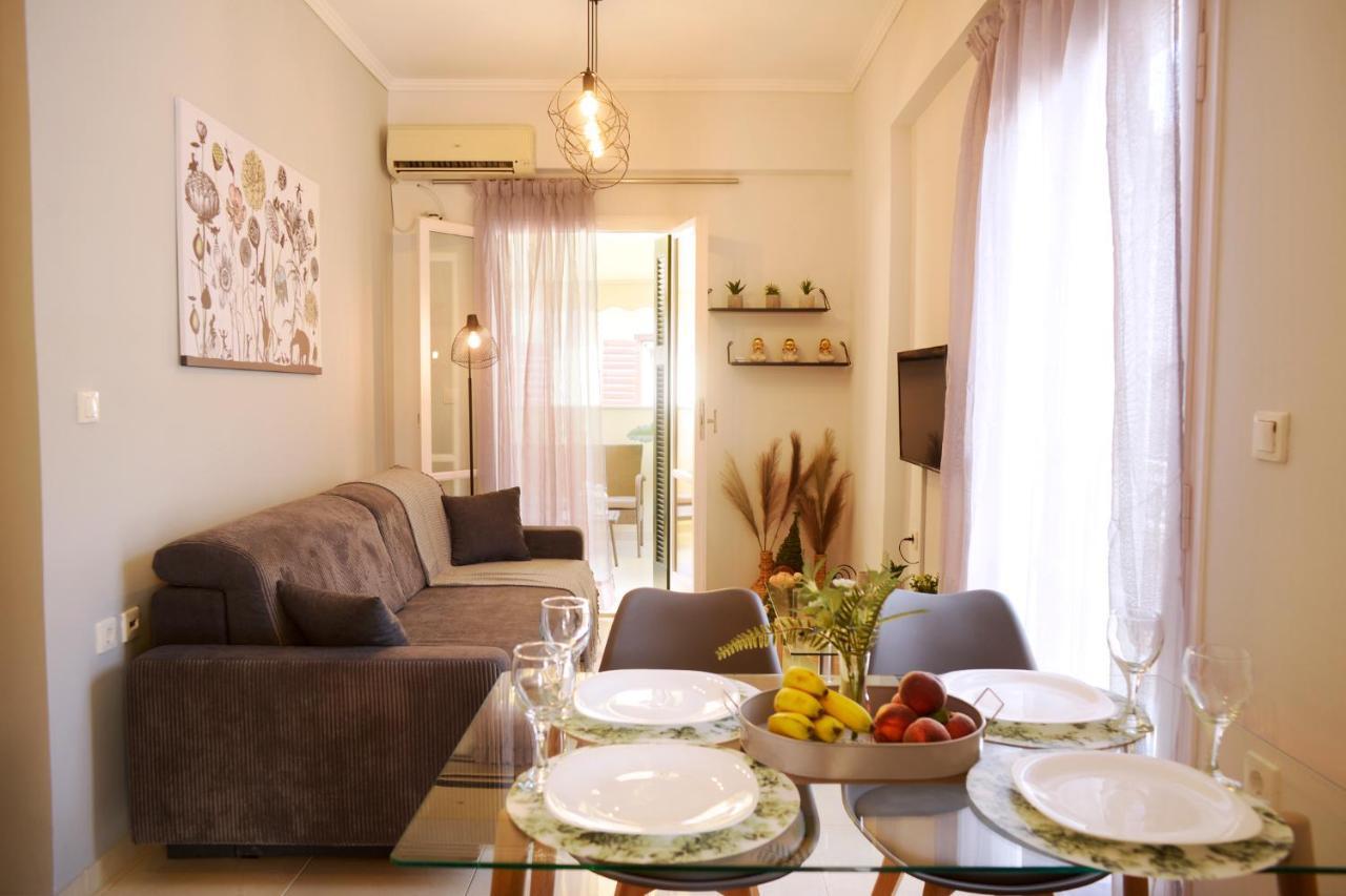 A Perfect Stay At The Historical Centre Of Каламата Екстериор снимка